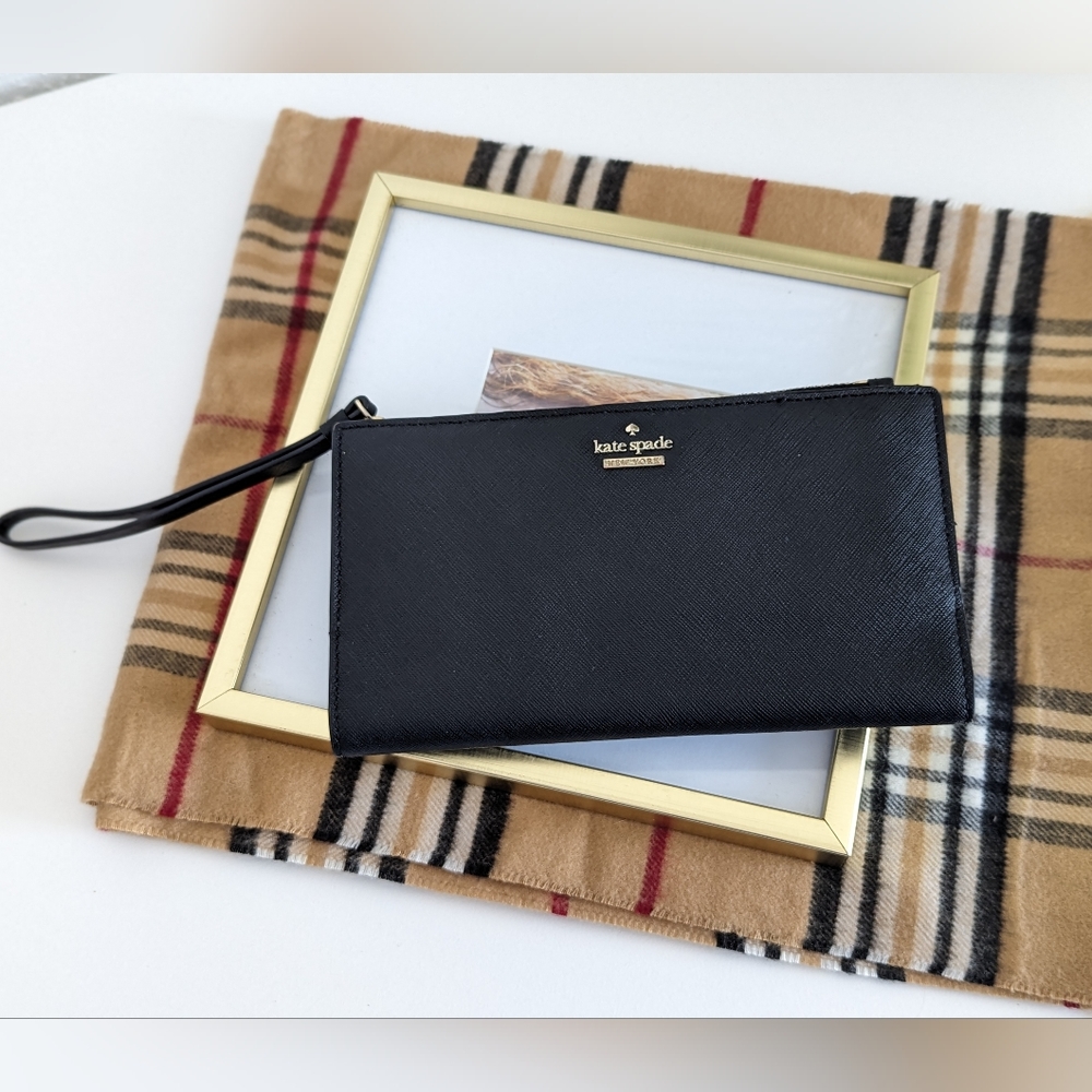 KATE SPADE Cameron Street Eliza Bifold Wristlet Wallet Black